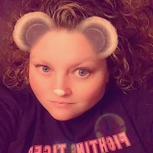 Meet your Posher, Justin n regina